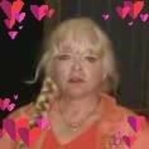 Meet your Posher, Holly